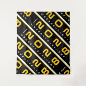 モダン金ゴールドブラックレッドカーペットと再卒業 タペストリー (正面)