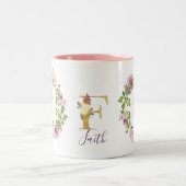 モダン金ゴールドモノグラムF水彩フローラリース ツートーンマグカップ (中央)