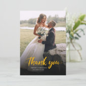 モダン金ゴールド手書き写結婚真 サンキューカード (スタンド正面)