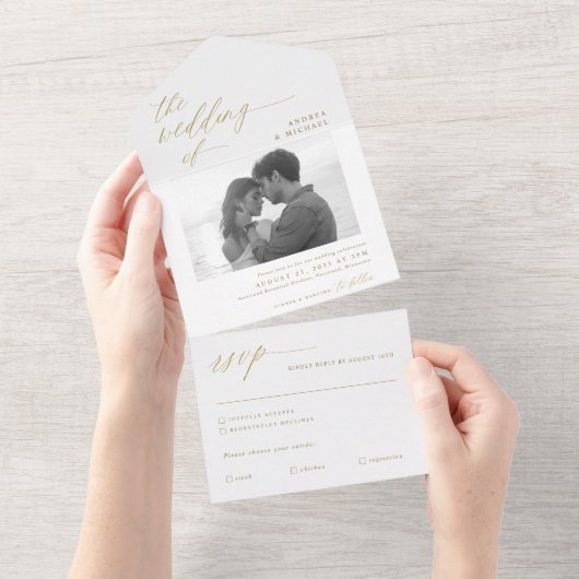 モダン金ゴールド書すべて一つの写真に結婚収める オールインワン招待状 (貼ってはがせる)