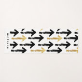 モダン金ゴールド、白黒の矢印パターンモノグラム ヨガマット (正面(横))