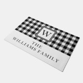 モダン黒と白のプレイドファミリ名 ドアマット (アングル)