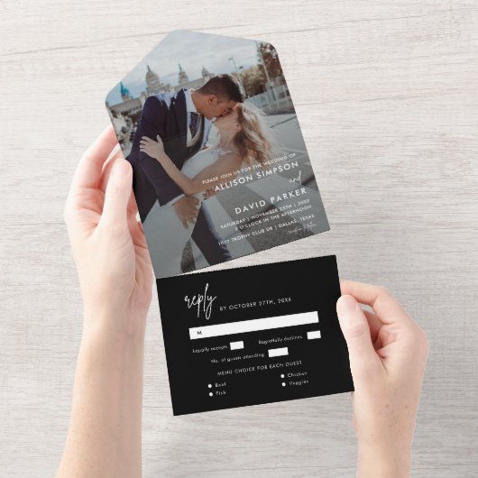 モダン黒シンプル結婚の写真 オールインワン招待状 (貼ってはがせる)