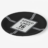 モダン16歳誕生日スピードサイン ペーパープレート (アングル)