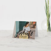 モダン2025 ブラック ブラシ スクリプト 卒業写真 サンキューカード (正面)