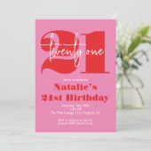 モダン21歳の誕生日 ピンク レッド 強調タイポグラフィ 招待状 (スタンド正面)