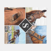 モダン4フォトコラージモノグラムペット馬好き フリースブランケット (正面(横))