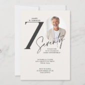 モダン70歳の誕生日フォトマイルストーン 招待状 (正面)
