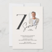 モダン70歳の誕生日フォトマイルストーン 招待状 (正面)