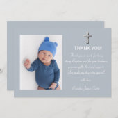 モダン エレガント ダスティーブルー 十字架 男の子 洗礼 サンキューカード (正面/裏面)