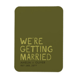 モダン オリーブグリーン タイポグラフィ | ボールド ストライプド バック マグネット