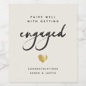 モダン カスタムエンゲージメントパーティー ゴールドハート ワインラベル (シングルラベル)