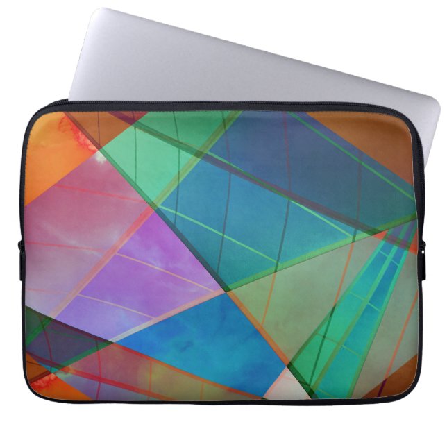 モダン,カラフル三角形，台形図形アート ラップトップスリーブ (正面)