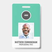 モダン カラー ラウンド ロゴ 従業員名 バーコード バッジ (表面)