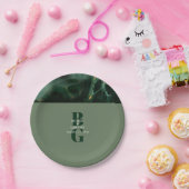 モダン グリーン マーブル モノグラム ウェディング ペーパープレート (パーティー)