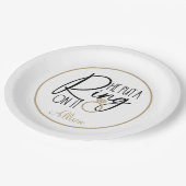 モダン ゴールド ブラック 名前 リングを付けた プレート 現代的なゴールドとブラックのプレートに名 (アングル)