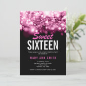 モダン スイート16 パーティー ピンクのスパークリング ライト 招待状 (スタンド正面)