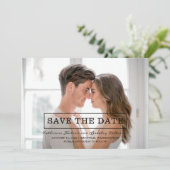 モダン タイポグラフィー フォト セーブ ザ デート | ブラック セーブザデート (スタンド正面)