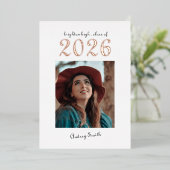 モダン タイポグラフィー ボールド 2026 フォト卒業式 箔招待状 (立ち正面)
