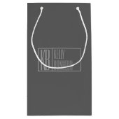 モダン、ダークグレーのグレー、イニシャルと名前のロゴ スモールペーパーバッグ (裏面)