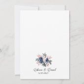 モダン ネイビーブルーの花のウェディング 招待状 (裏面)