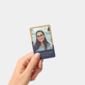 モダン ネイビーブルー ゴールド 社員 写真 会社 ロゴ バッジ (手持ち)