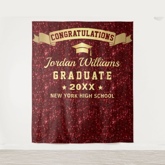 モダン バーガンディ スパークル 卒業写真 背景 タペストリー (正面)