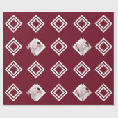 モダン バーガンディ 幾何学 フォト プリント クリスマス ラッピングペーパー (フラット)