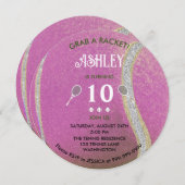 モダン ピンク テニス ボール パーソナライズド バースデー 招待状 (正面/裏面)