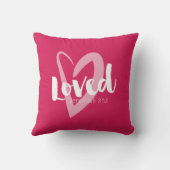 モダン ピンク ハート 愛される聖句 クッション (裏面)