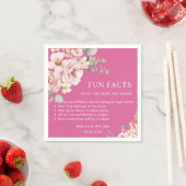 モダン ピンク フローラル ファン ファクト ウェディング スタンダードカクテルナプキン (インサイチュ)