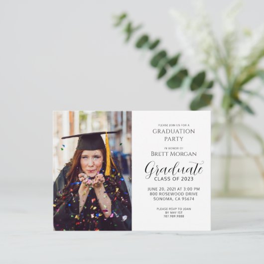 モダン フォト 卒業 キャップドレス インビテーションポストカード (スタンド正面)