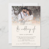 モダン フォト QR コード スクリプト クリーム ウェディング 招待状 (正面)