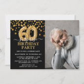 モダン ブラック&ゴールド 60歳のサプライズ誕生日フォト 招待状 (正面)