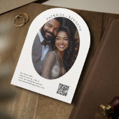 モダン ブラック＆ホワイト アーチ ウェディング フォト モノグラム 招待状