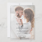 モダン ブラック ホワイト ボタニカル スクリプト ヴェラム 3 フォト 招待状 (正面)