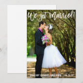 モダン ブラッシュ スクリプト 私たち結婚しました カップル フォト 案内状 (正面/裏面)