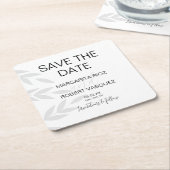 モダン ブランチ グレー ホワイト スクリプト セーブ ザ デート インビテ スクエアペーパーコースター (アングル)