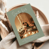 モダン ボーホー アーチ フォト セージグリーン ウェディング モノグラム セーブザデート