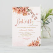 モダン ボーホー リトル バタフライ ガール ベイビー シャワー 招待状 (スタンド正面)
