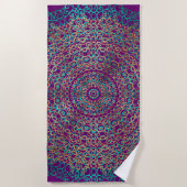 モダン&マエレガントダラスタイリッシュボホダークパープル ビーチタオル (正面)