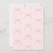 モダン ミス ワンダフル ピンク リボン 1歳の誕生日 写真 招待状 (裏面)