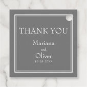 モダン ミニマリスト グレー ウェディング フェイバータグ (裏面)