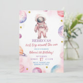 モダン ミニマリスト 宇宙飛行士 女子 初誕生日 招待状 (スタンド正面)