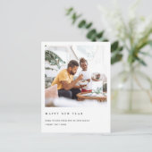 モダン ミニマル クリーン オーダーメイド フォト ハッピー ニューイヤー シーズンポストカード (スタンド正面)