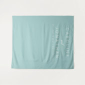 モダン ミニマル スクリプト アクア カスタム ウェディング タペストリー (正面(横))