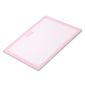 モダン ミニマル ピンク タイポグラフィーイニシャル モノグラム ノートパッド (アングル)