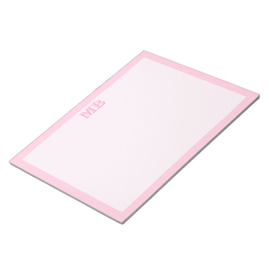 モダン ミニマル ピンク タイポグラフィーイニシャル モノグラム ノートパッド (アングル)