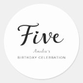 モダン ミニマル ブラック スクリプト 5歳の誕生日 ラウンドシール (正面)