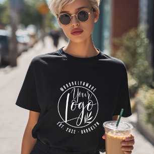 モダン ミニマル ロゴ 社会的ビジネス Tシャツ